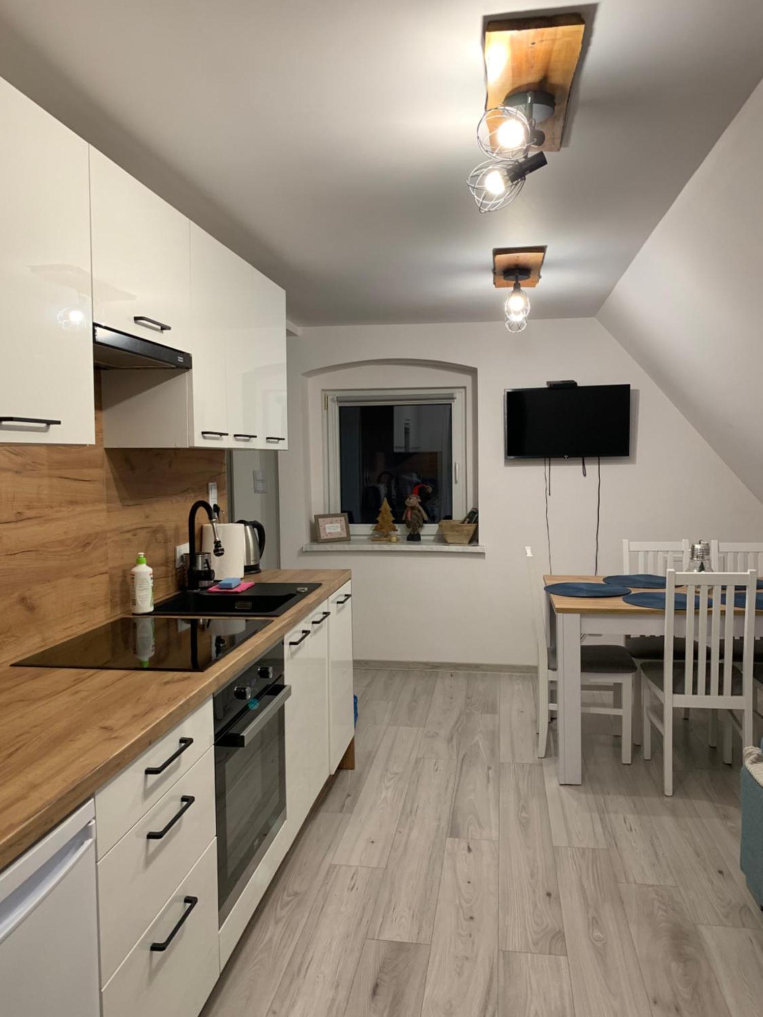 Apartment Dwa Deby Bozkow